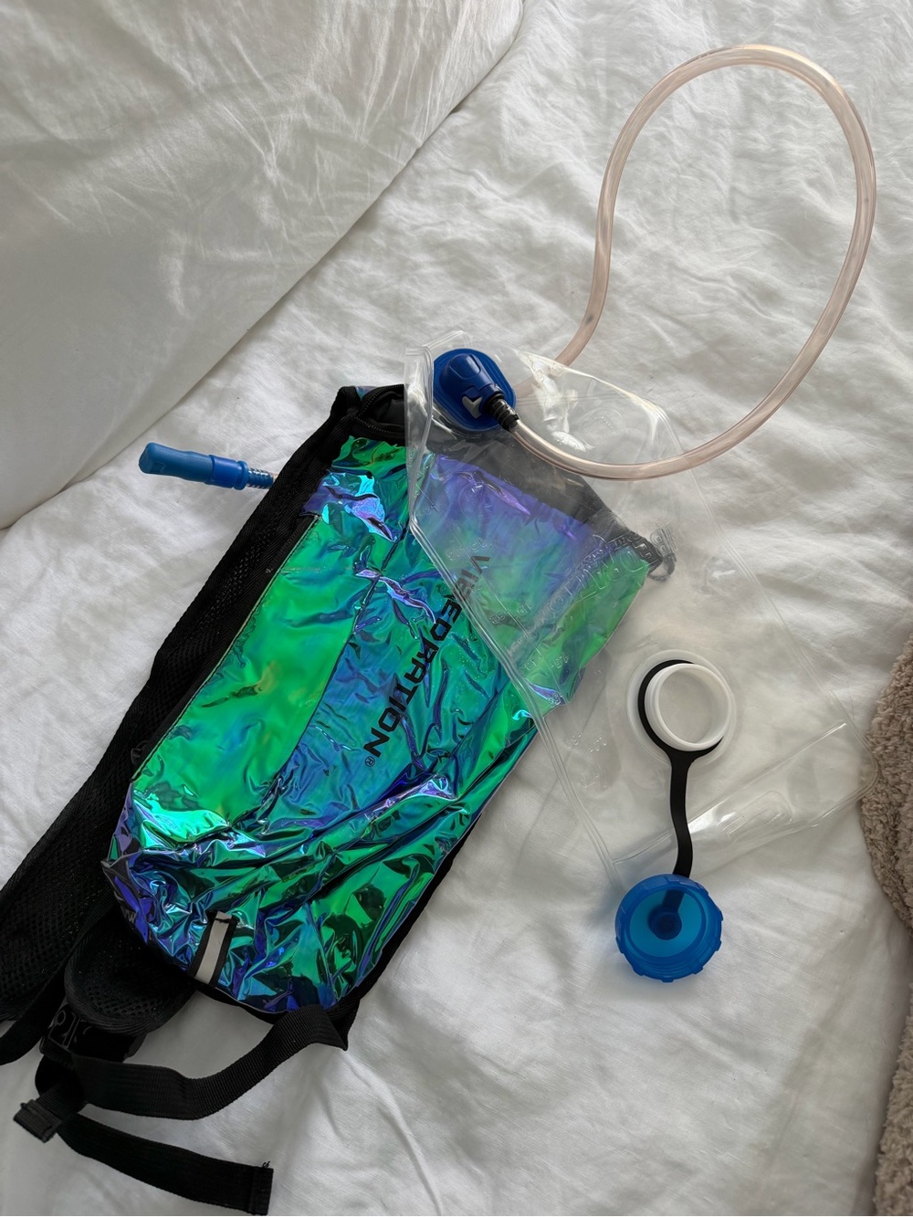 Vibedration water bottle backpack